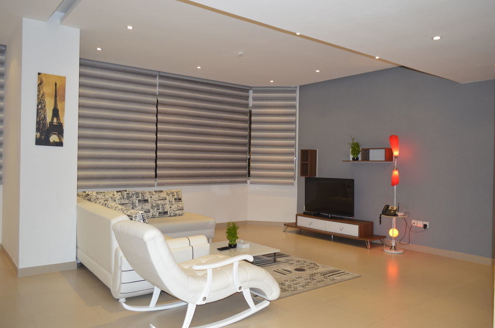 President Heights Aparthotel Manama Exterior photo