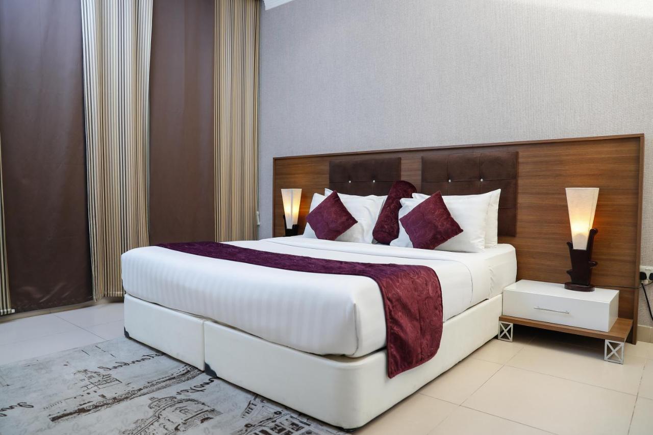 President Heights Aparthotel Manama Exterior photo