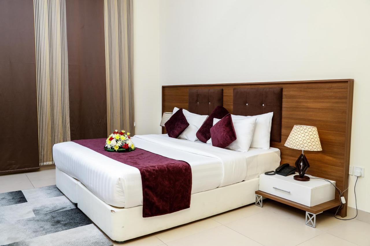 President Heights Aparthotel Manama Exterior photo